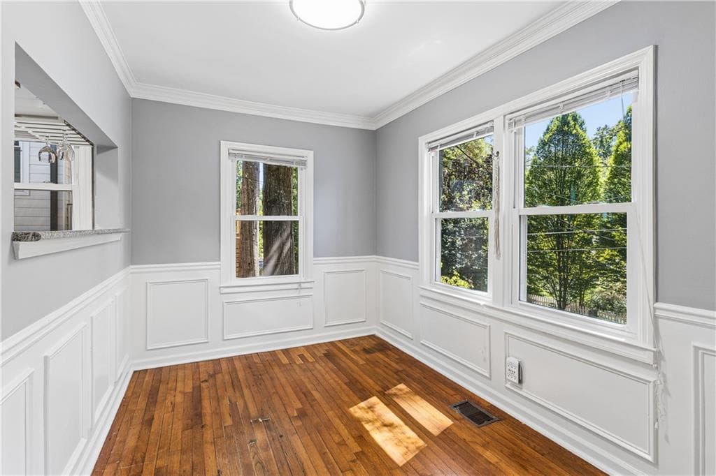 2 bedroom, 2 bathroom, 1,031 sq ft single family residence for sale at 2270 1st Avenue, Atlanta, GA 30317 — photo 10