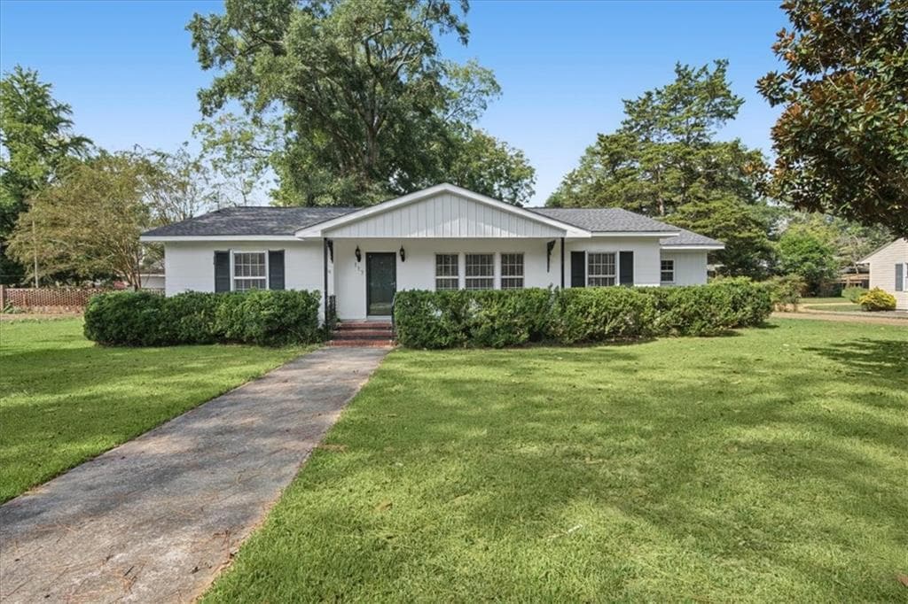 3 bedroom, 2 bathroom single family residence under contract at 117 Chestnut Street, Cedartown, GA 30125 — photo 5