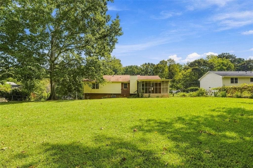 3 bedroom, 2 bathroom, 1,988 sq ft single family residence for sale at 3601 Todd Drive, Douglasville, GA 30135 — photo 4