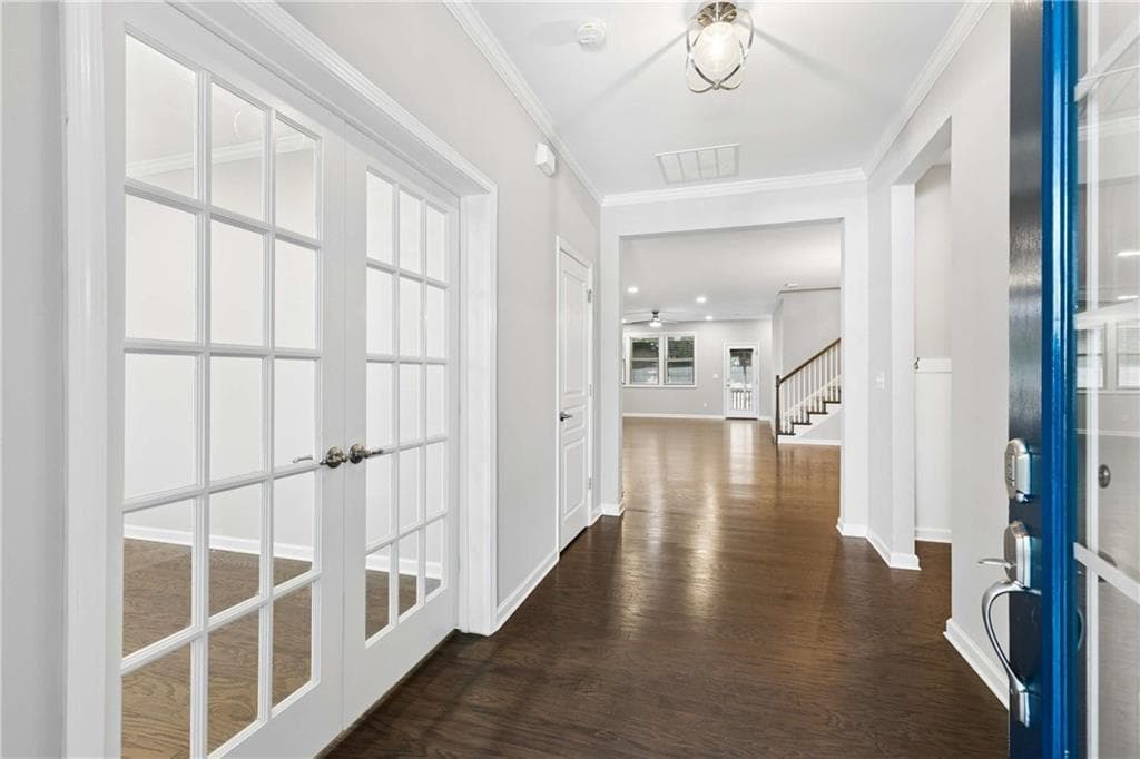 3 bedroom, 2 bathroom, 2,837 sq ft single family residence for sale at 216 William Creek Drive, Canton, GA 30115 — photo 2