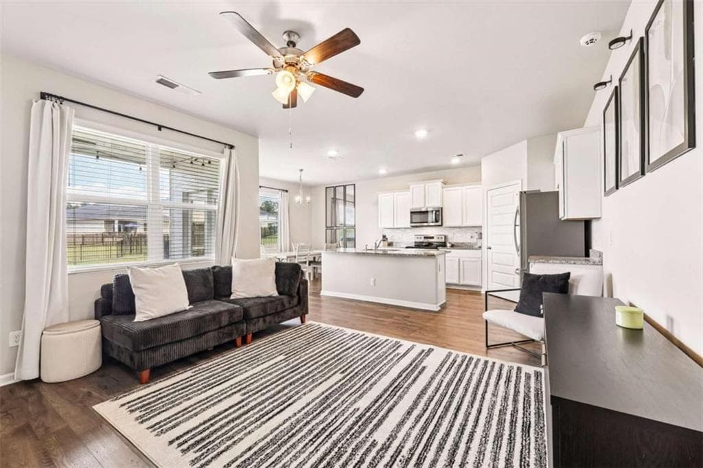 3 bedroom, 3 bathroom, 1,790 sq ft single family residence for sale at 81 Mead Court, Hoschton, GA 30548 — photo 5