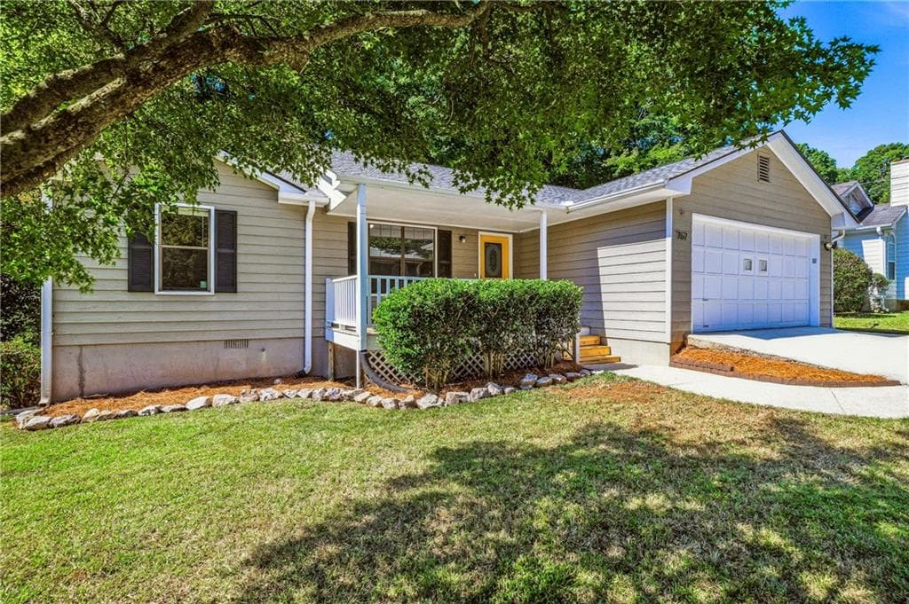 3 bedroom, 2 bathroom, 1,438 sq ft single family residence for sale at 767 Pepperwood Trail, Stone Mountain, GA 30087 — photo 2
