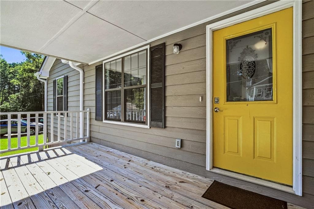 3 bedroom, 2 bathroom, 1,438 sq ft single family residence for sale at 767 Pepperwood Trail, Stone Mountain, GA 30087 — photo 4