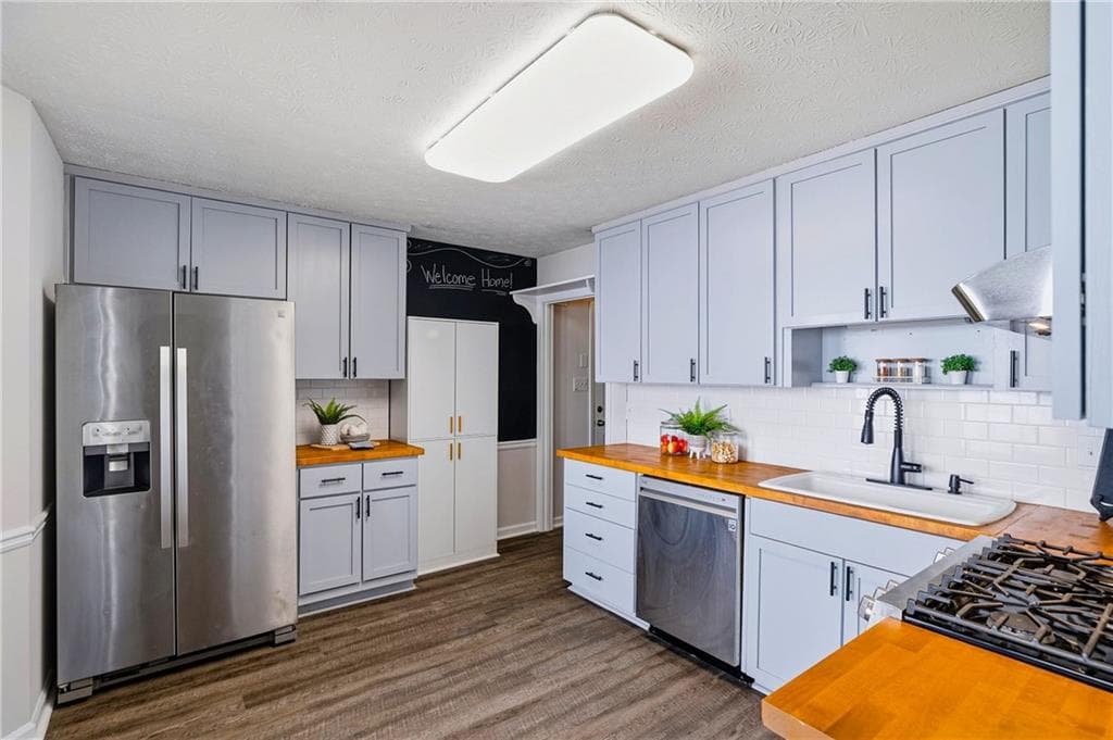 3 bedroom, 2 bathroom, 1,438 sq ft single family residence for sale at 767 Pepperwood Trail, Stone Mountain, GA 30087 — photo 10