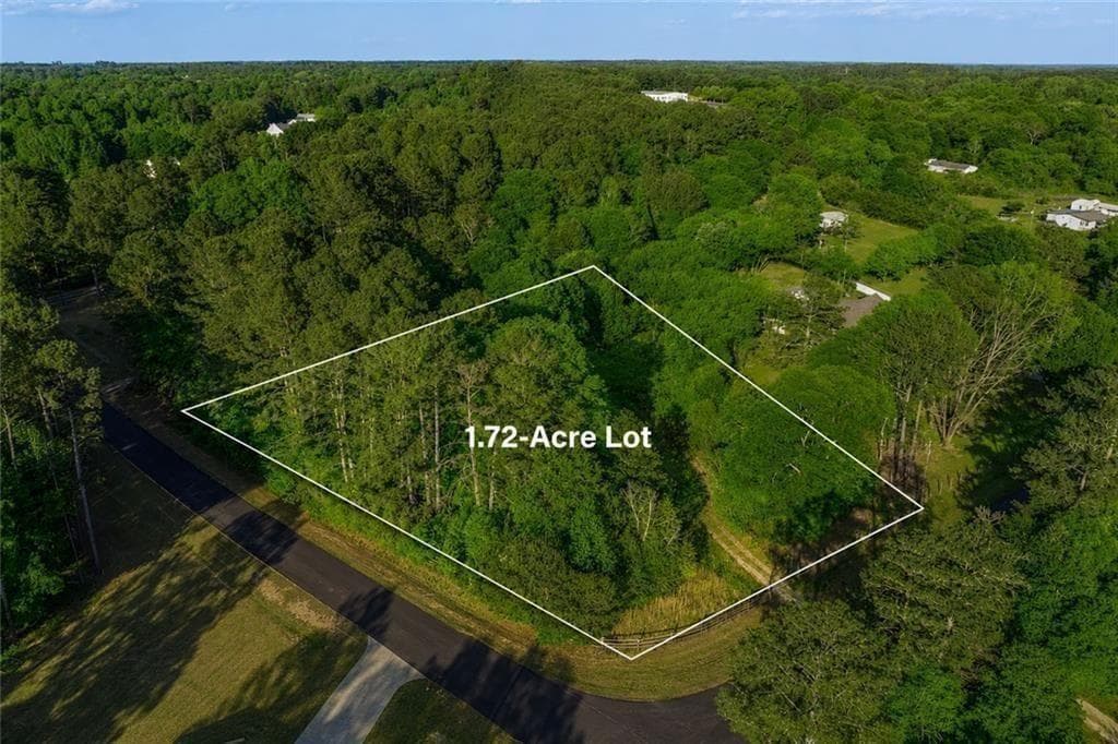 other for sale at 924 Beaver Hill Drive, Bethlehem, GA 30620