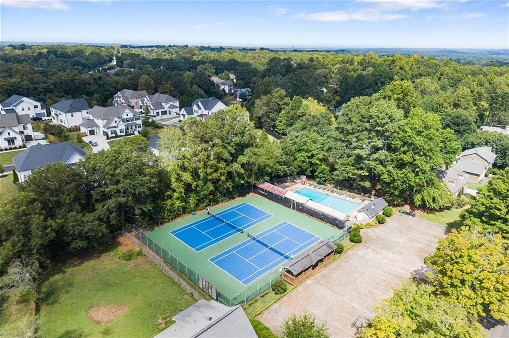 3 bedroom, 3 bathroom, 1,820 sq ft single family residence for sale at 4916 Hawk Trail, Marietta, GA 30066 — photo 2