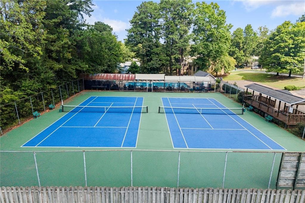 3 bedroom, 3 bathroom, 1,820 sq ft single family residence for sale at 4916 Hawk Trail, Marietta, GA 30066 — photo 4
