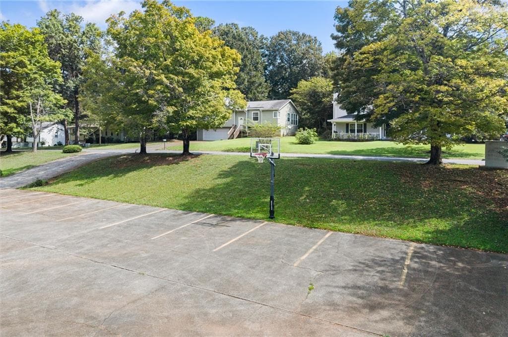 3 bedroom, 3 bathroom, 1,820 sq ft single family residence for sale at 4916 Hawk Trail, Marietta, GA 30066 — photo 5