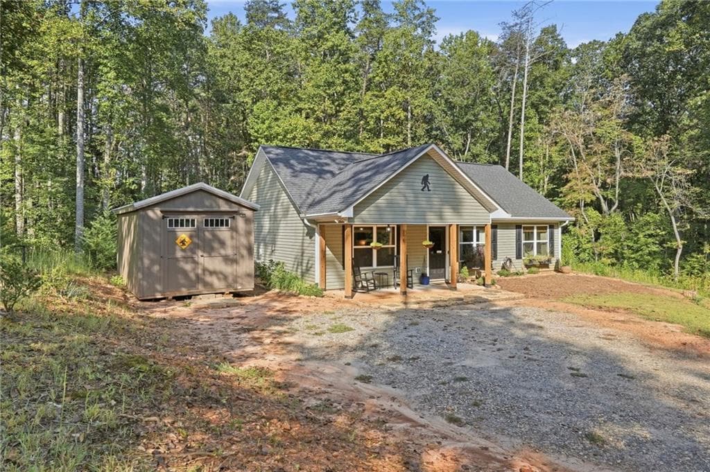 3 bedroom, 2 bathroom, 1,130 sq ft single family residence for sale at 63 Wood Ridge Trail, Dawsonville, GA 30534 — photo 8