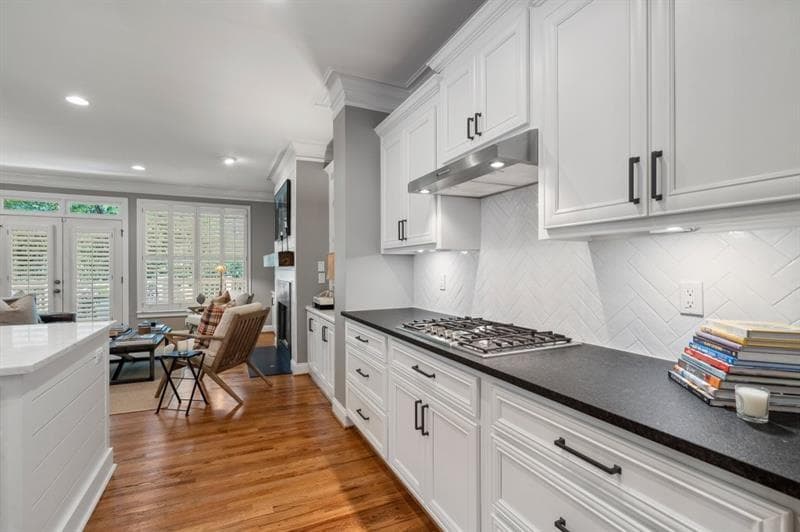 4 bedroom, 4 bathroom, 2,212 sq ft townhouse for sale at 1251 Brickton Drive, Atlanta, GA 30318 — photo 9