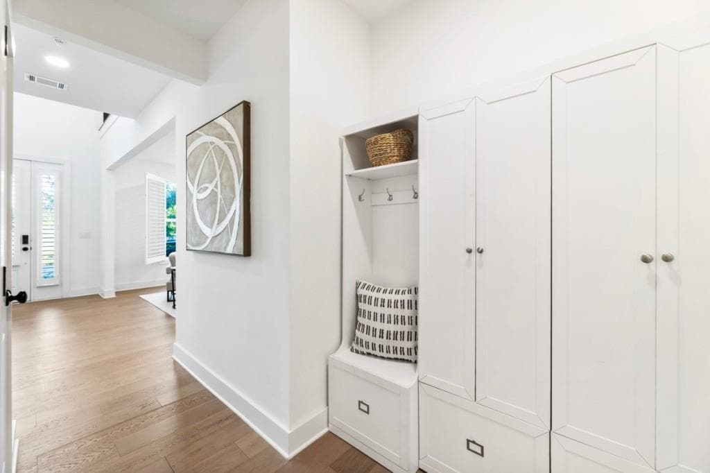 3 bedroom, 5 bathroom, 3,553 sq ft townhouse for sale at 2044 Juliette Avenue, Alpharetta, GA 30009 — photo 8