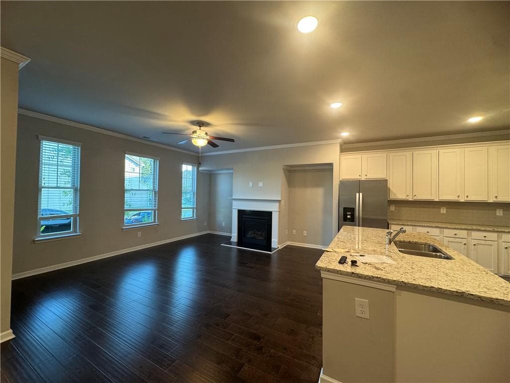 3 bedroom, 3 bathroom, 2,448 sq ft townhouse for rent at 4302 Morrison Lake Trail, Norcross, GA 30071 for $2,550 a month — photo 2