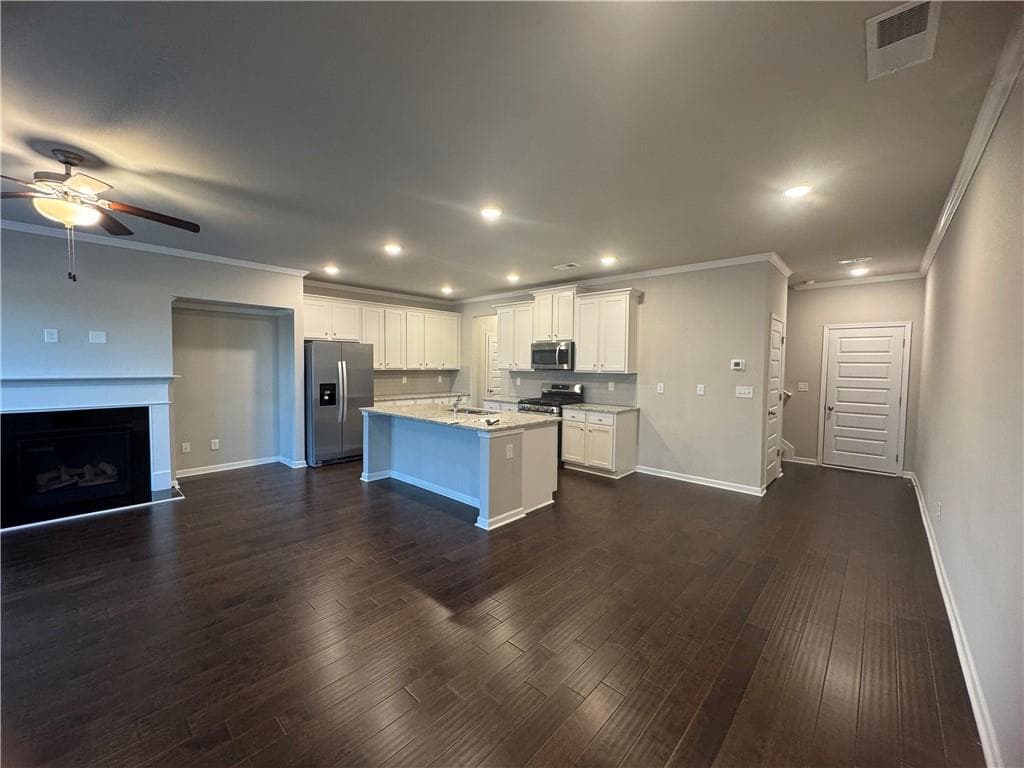 3 bedroom, 3 bathroom, 2,448 sq ft townhouse for rent at 4302 Morrison Lake Trail, Norcross, GA 30071 for $2,550 a month — photo 3