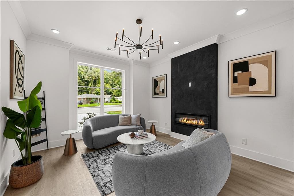 4 bedroom, 4 bathroom, 2,984 sq ft single family residence for sale at 1776 S Gordon Street, Atlanta, GA 30310 — photo 6