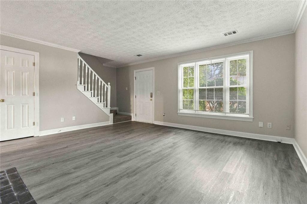 2 bedroom, 3 bathroom, 1,302 sq ft townhouse for rent at 6146 Keswick Row Row, Tucker, GA 30084 for $1,750 a month — photo 6