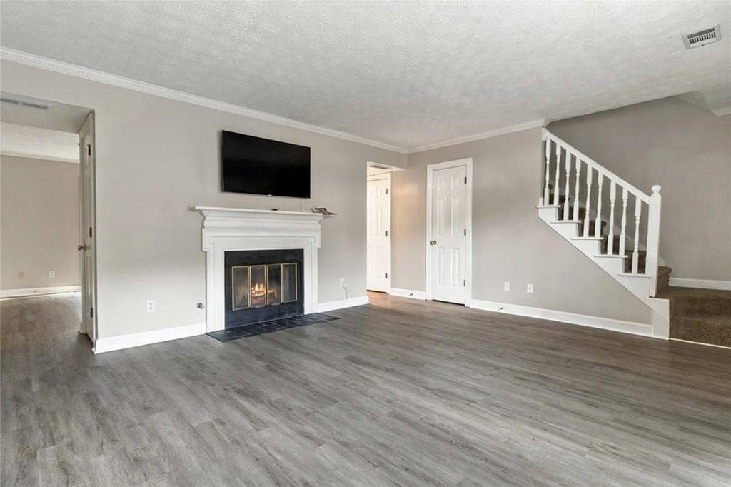 2 bedroom, 3 bathroom, 1,302 sq ft townhouse for rent at 6146 Keswick Row Row, Tucker, GA 30084 for $1,750 a month — photo 7