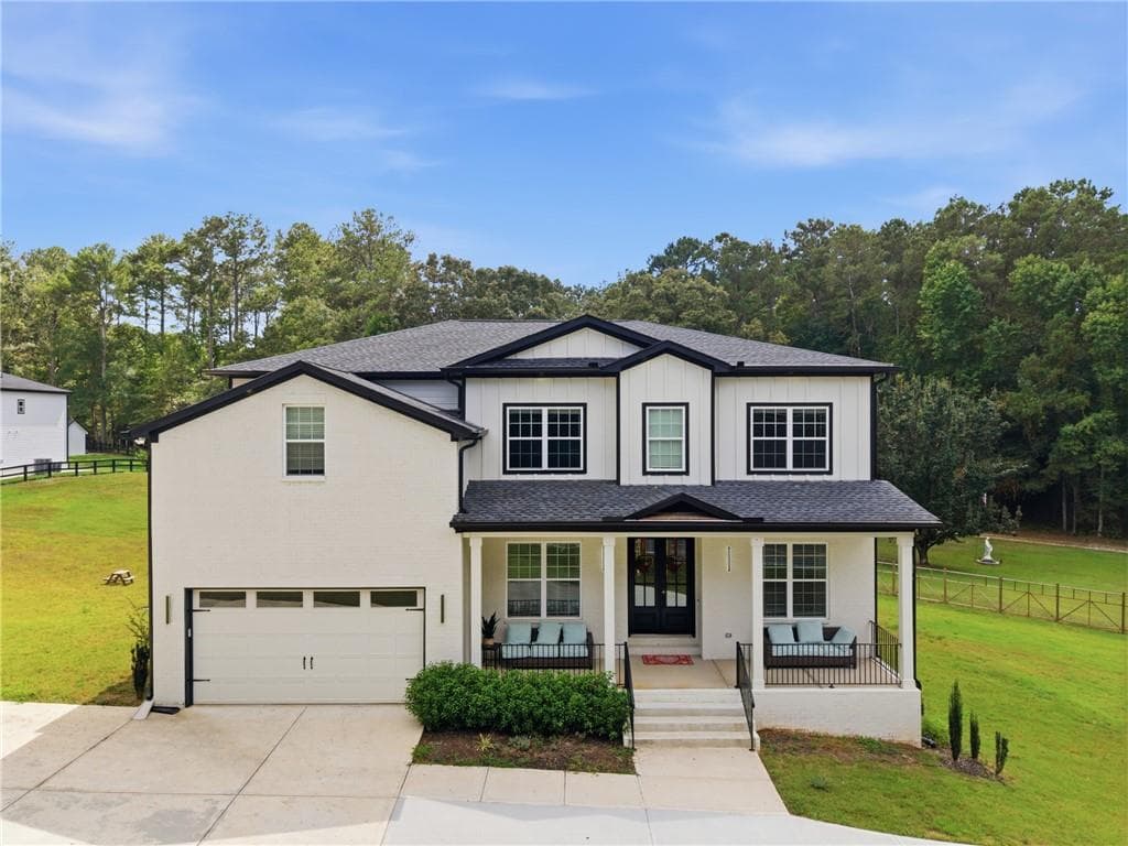 5 bedroom, 6 bathroom, 3,732 sq ft single family residence for sale at 2910 Centerville Rosebud Road, Snellville, GA 30039 — photo 2