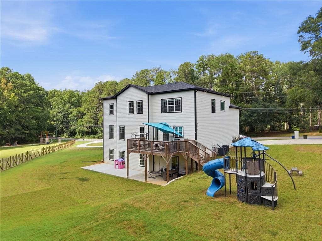 5 bedroom, 6 bathroom, 3,732 sq ft single family residence for sale at 2910 Centerville Rosebud Road, Snellville, GA 30039 — photo 4