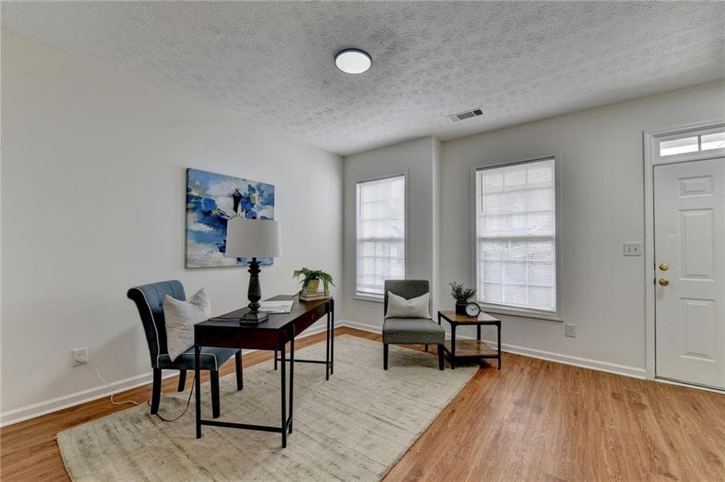 3 bedroom, 3 bathroom, 1,852 sq ft townhouse for sale at 3050 Kentmere Drive, Cumming, GA 30040 — photo 6