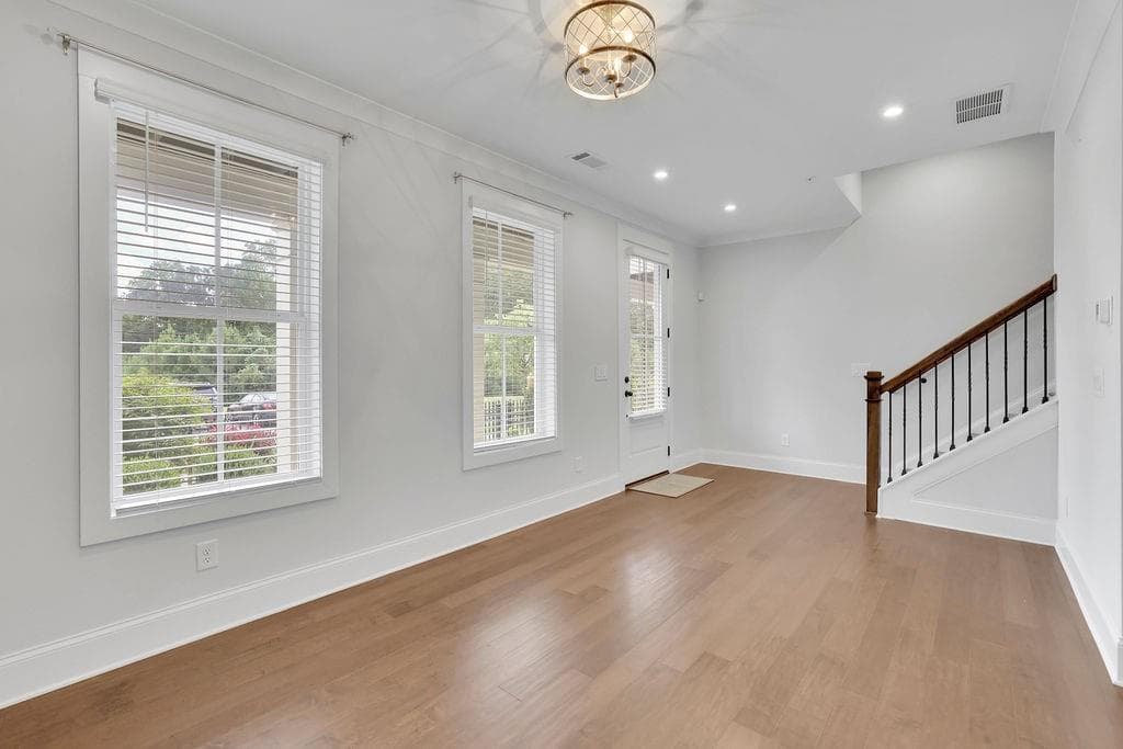 3 bedroom, 4 bathroom, 2,133 sq ft townhouse for sale at 156 Meadow Mill Road, Woodstock, GA 30188 — photo 9