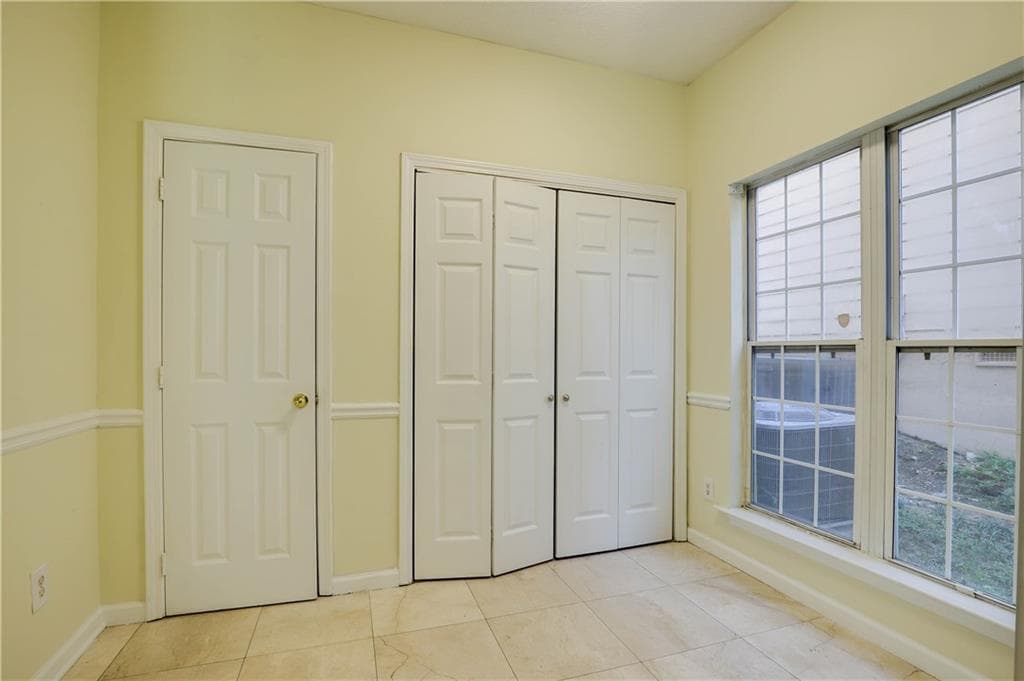 3 bedroom, 3 bathroom, 1,706 sq ft single family residence for rent at 4033 Oak Glenn Drive, Duluth, GA 30096 for $1,900 a month — photo 9