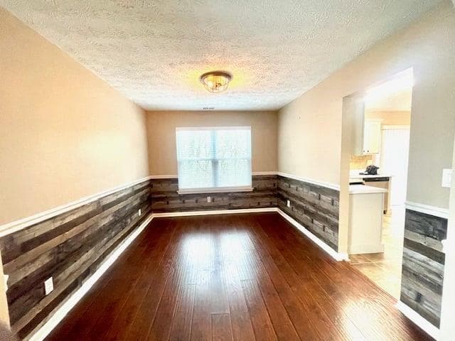 3 bedroom, 3 bathroom, 1,527 sq ft single family residence for rent at 2301 Blackwatch Circle, Marietta, GA 30008 for $2,100 a month — photo 5