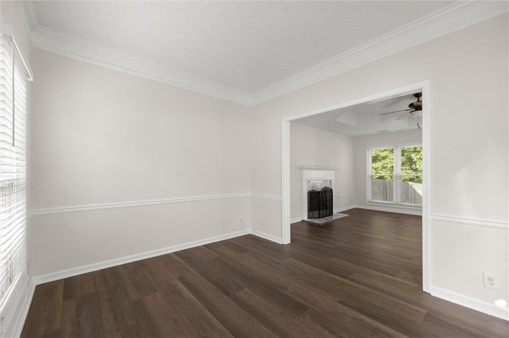 4 bedroom, 3 bathroom, 2,190 sq ft single family residence for sale at 11935 Leeward Walk Circle, Alpharetta, GA 30005 — photo 10