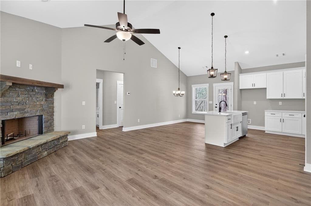4 bedroom, 2 bathroom, 1,733 sq ft single family residence for sale at 339 Relay Road, Silver Creek, GA 30173 — photo 9