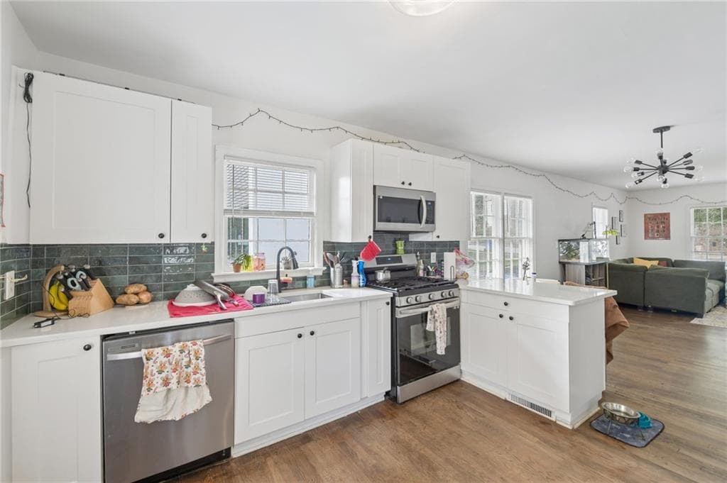 duplex for sale at 1215 Hosea L Williams Drive, Atlanta, GA 30317 — photo 6