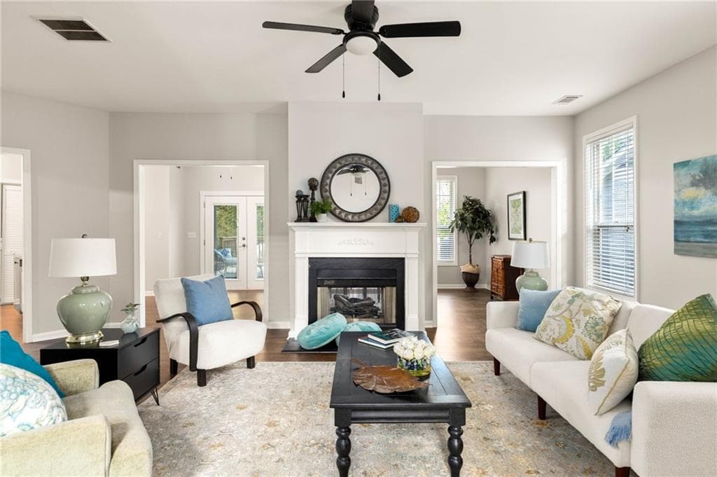 3 bedroom, 3 bathroom, 2,592 sq ft single family residence for sale at 3520 Kensington Parc Circle, Avondale Estates, GA 30002 — photo 4