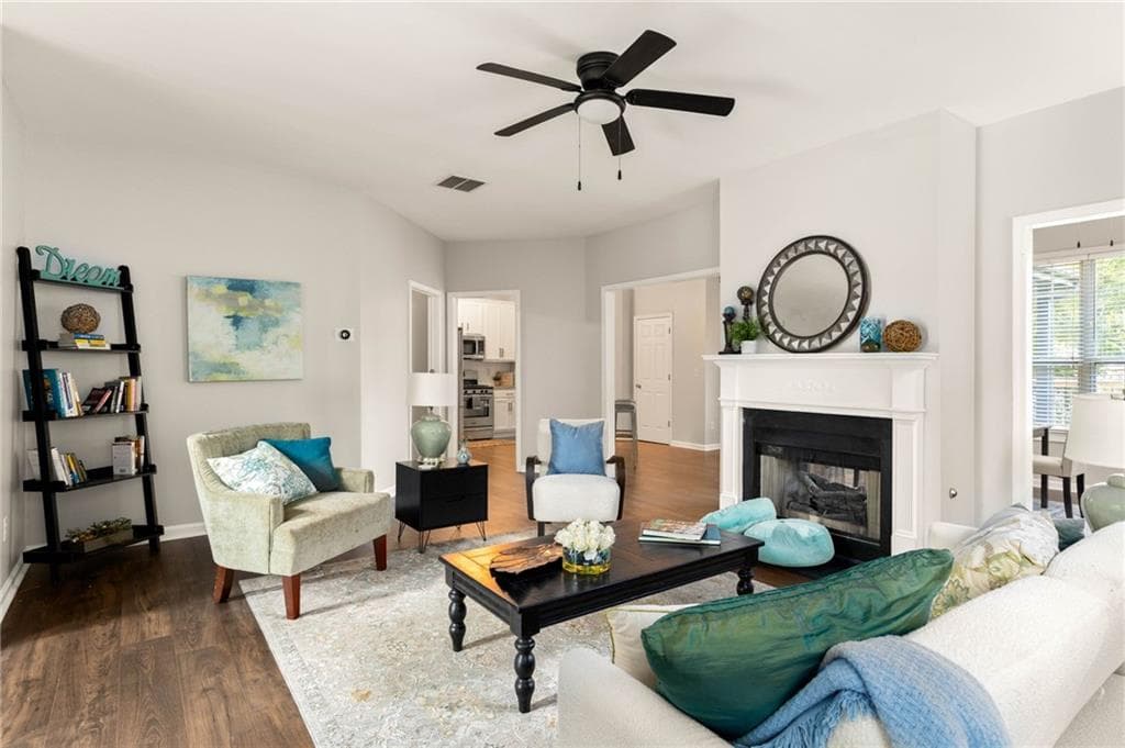 3 bedroom, 3 bathroom, 2,592 sq ft single family residence for sale at 3520 Kensington Parc Circle, Avondale Estates, GA 30002 — photo 5
