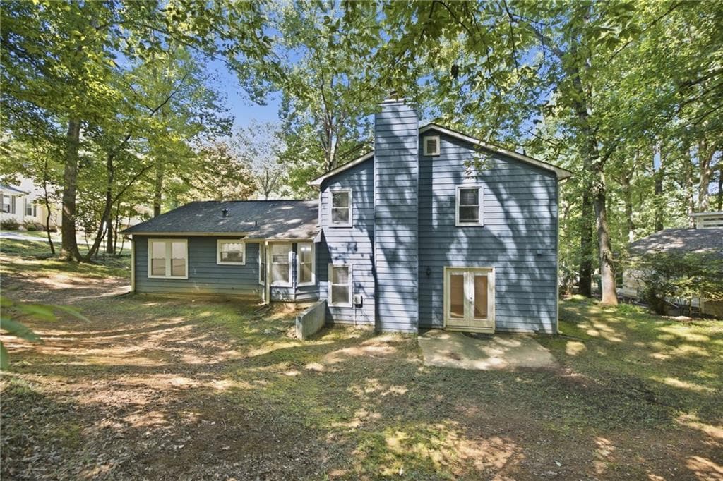 3 bedroom, 3 bathroom, 1,832 sq ft single family residence for sale at 3863 Everett Court, Duluth, GA 30097 — photo 2