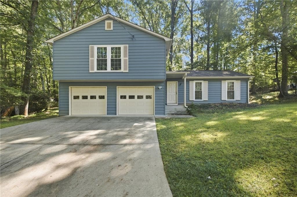 3 bedroom, 3 bathroom, 1,832 sq ft home for sale at 3863 Everett Court, Duluth, GA