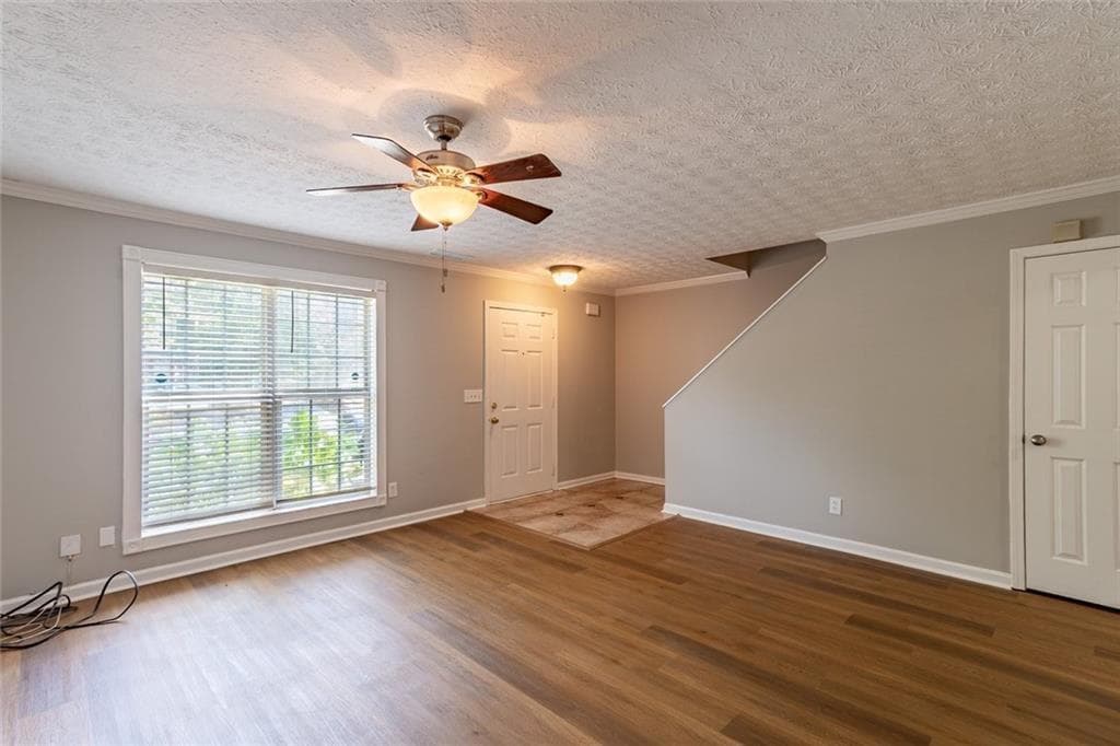 3 bedroom, 3 bathroom, 1,340 sq ft townhouse for rent at 5550 Strathmoor Manor Circle, Lithonia, GA 30058 for $1,675 a month — photo 3