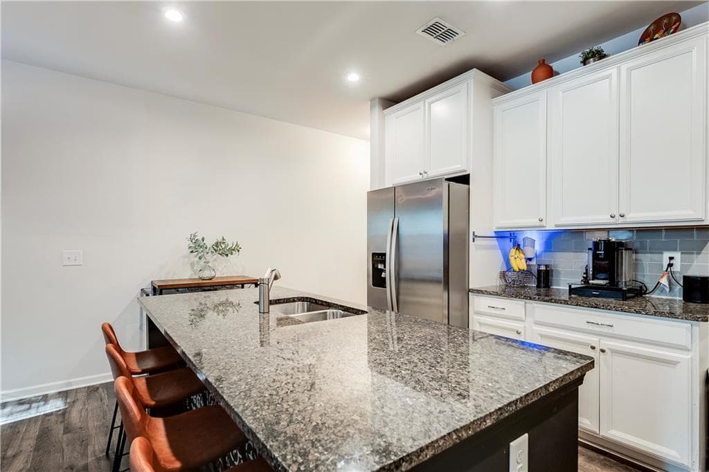 3 bedroom, 3 bathroom, 1,810 sq ft townhouse for sale at 6167 Centennial Run, Atlanta, GA 30349 — photo 9