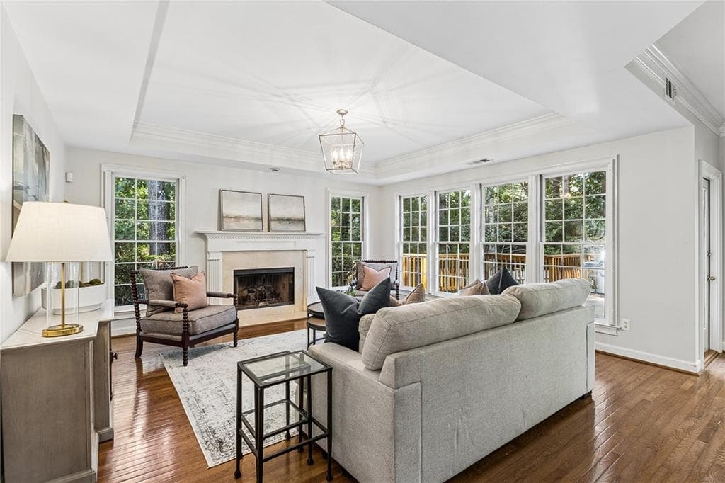 4 bedroom, 3 bathroom, 2,976 sq ft single family residence under contract at 6079 Poplar Bluff Circle, Peachtree Corners, GA 30092 — photo 4