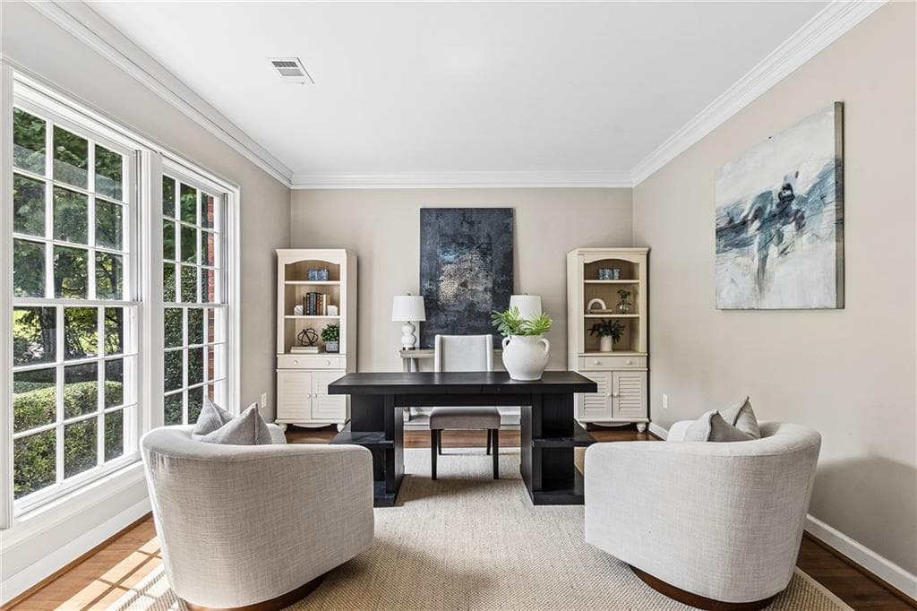4 bedroom, 3 bathroom, 2,976 sq ft single family residence under contract at 6079 Poplar Bluff Circle, Peachtree Corners, GA 30092 — photo 5