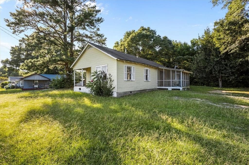 2 bedroom, 1 bathroom, 956 sq ft single family residence under contract at 1838 Cedartown Highway, Rockmart, GA 30153 — photo 4