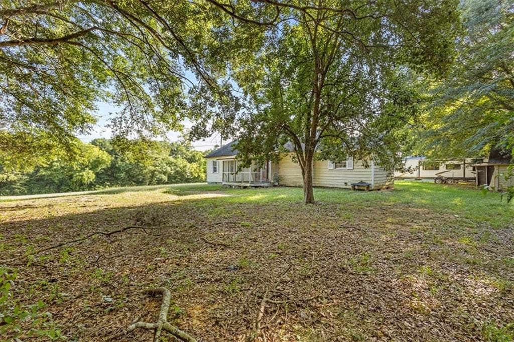 2 bedroom, 1 bathroom, 956 sq ft single family residence under contract at 1838 Cedartown Highway, Rockmart, GA 30153 — photo 6