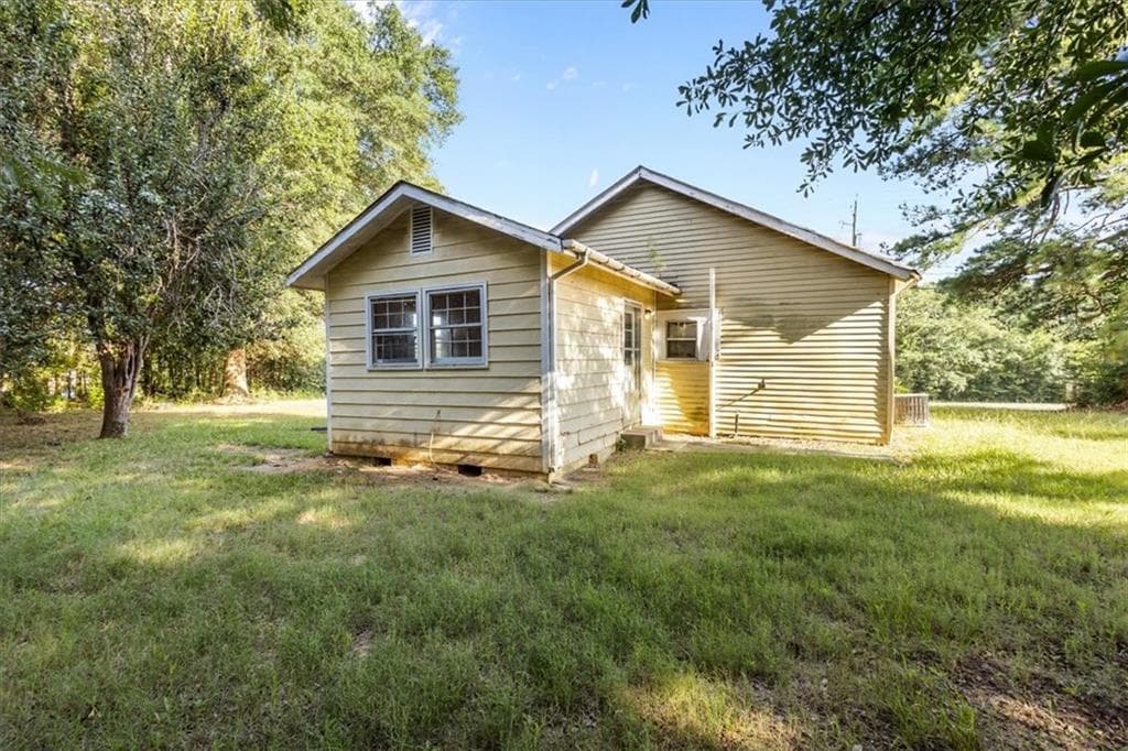 2 bedroom, 1 bathroom, 956 sq ft single family residence under contract at 1838 Cedartown Highway, Rockmart, GA 30153 — photo 7