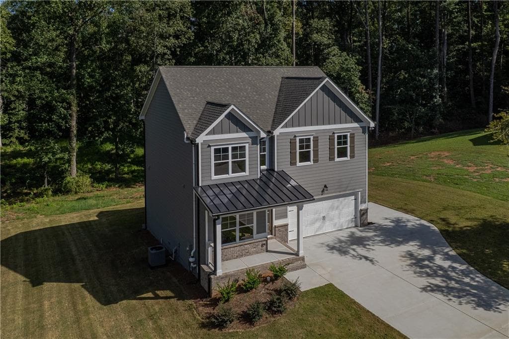 4 bedroom, 3 bathroom, 1,900 sq ft single family residence under contract at 130 Mountain Creek Lane, Maysville, GA 30558 — photo 5