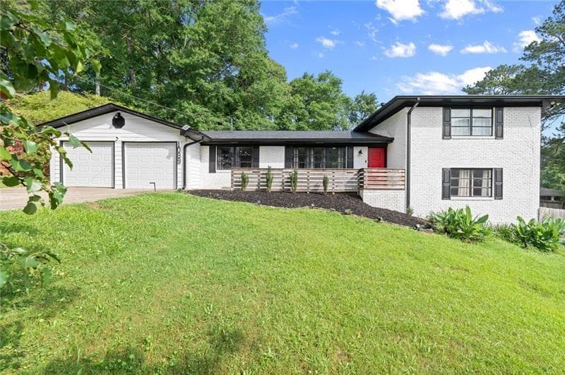 4 bedroom, 2 bathroom, 3,189 sq ft single family residence for sale at 1089 Worley Drive, Marietta, GA 30066