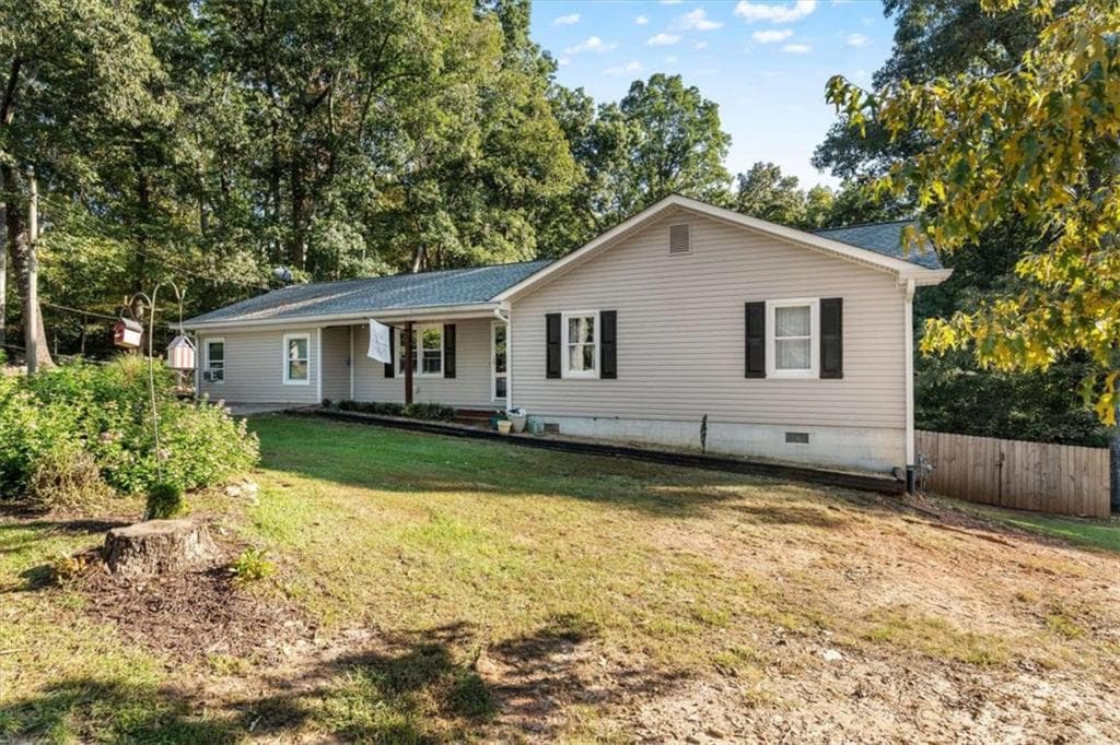 3 bedroom, 2 bathroom, 1,712 sq ft single family residence for sale at 80 Oak Ridge Way, Bremen, GA 30110 — photo 3