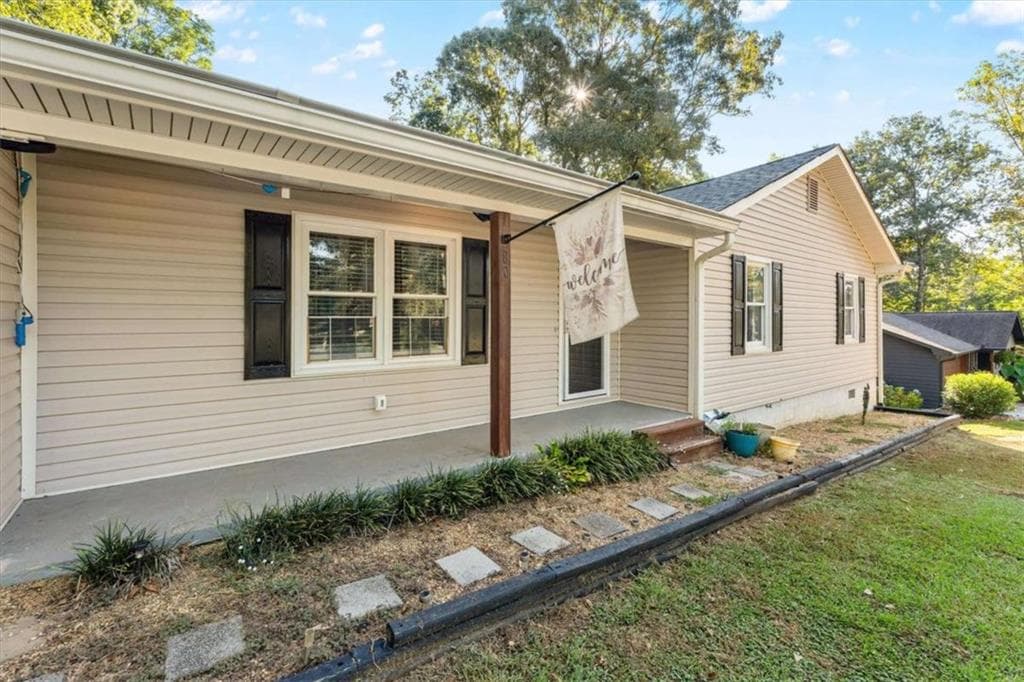 3 bedroom, 2 bathroom, 1,712 sq ft single family residence for sale at 80 Oak Ridge Way, Bremen, GA 30110 — photo 5