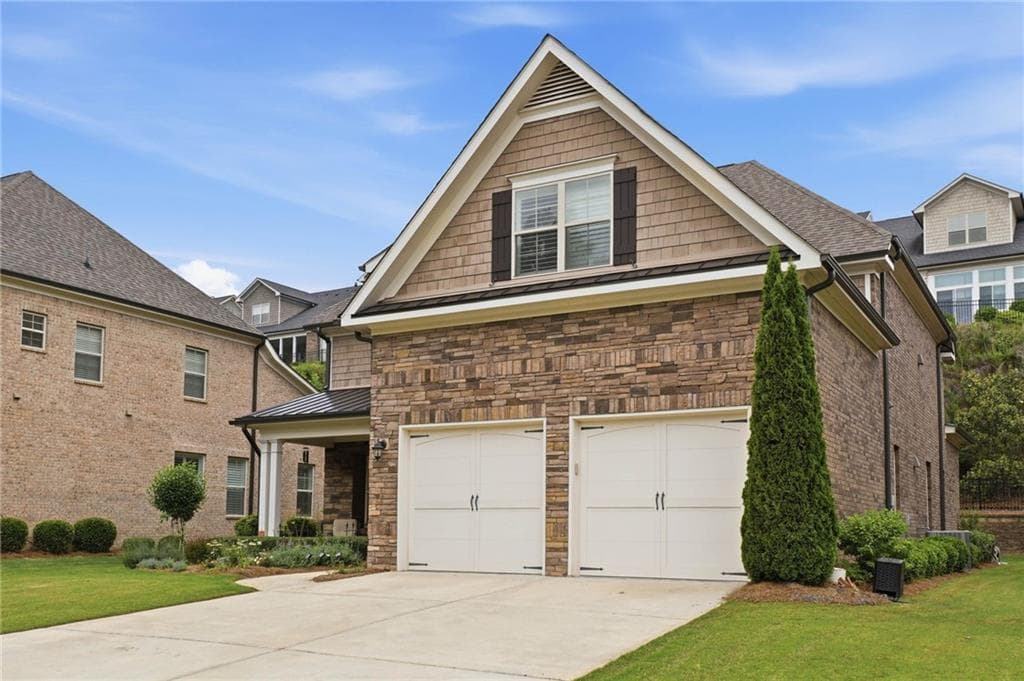 3 bedroom, 4 bathroom, 3,121 sq ft single family residence for sale at 5925 Overlook Club Circle, Suwanee, GA 30024 — photo 3