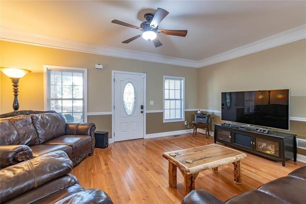 4 bedroom, 2 bathroom, 1,754 sq ft single family residence for sale at 2208 Clarendon Court, Conyers, GA 30012 — photo 3
