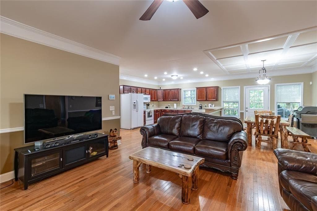 4 bedroom, 2 bathroom, 1,754 sq ft single family residence for sale at 2208 Clarendon Court, Conyers, GA 30012 — photo 7