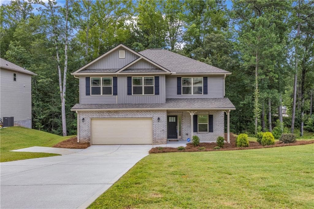 4 bedroom, 3 bathroom, 2,376 sq ft single family residence under contract at 192 Amidon Drive, Villa Rica, GA 30180