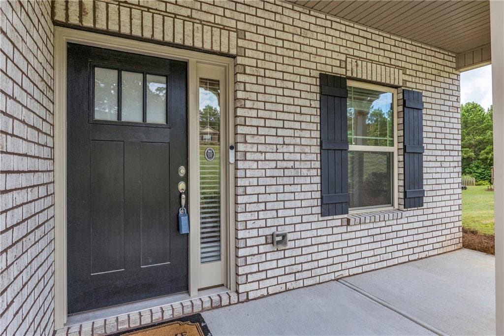 4 bedroom, 3 bathroom, 2,376 sq ft single family residence under contract at 192 Amidon Drive, Villa Rica, GA 30180 — photo 4