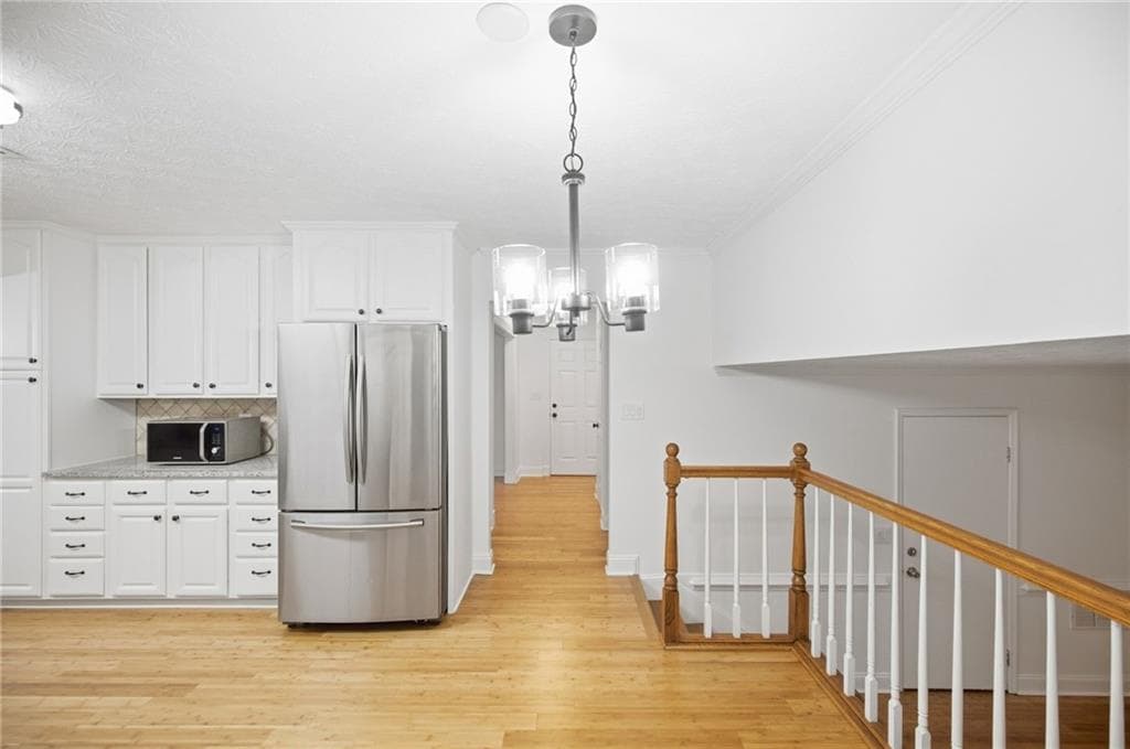 3 bedroom, 3 bathroom, 1,832 sq ft single family residence for sale at 3863 Everett Court, Duluth, GA 30097 — photo 8